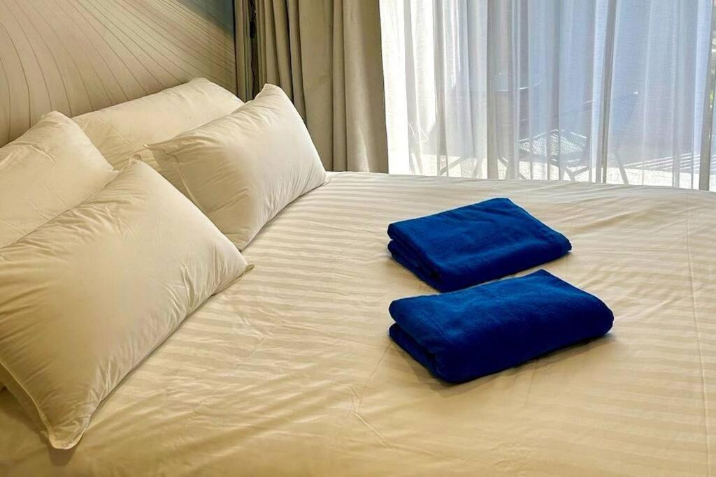 The Sunny Laguna Skypark - 1br * Phuket