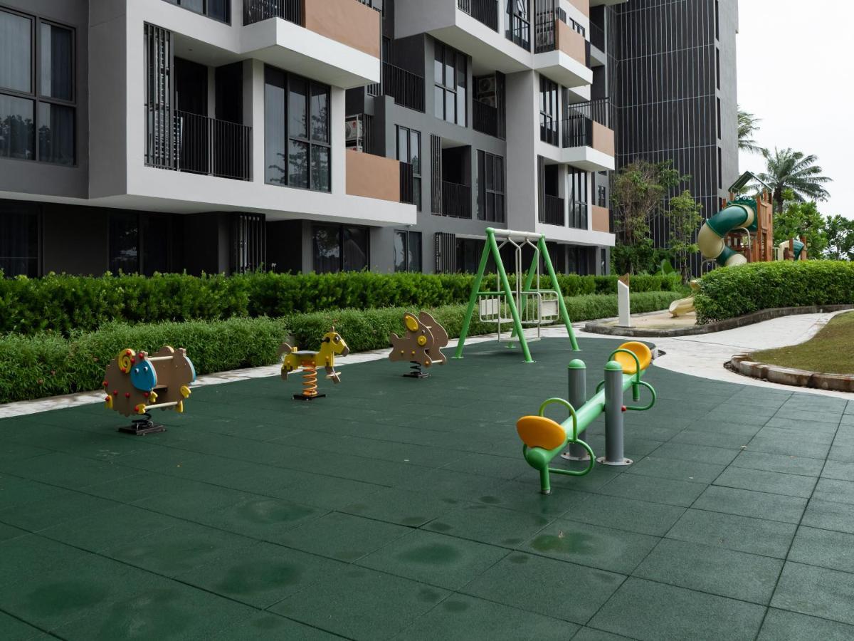 2bd With 2bt In Skypark Laguna Bang Tao Apartment