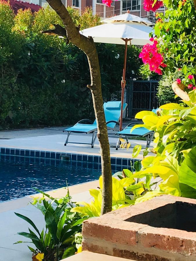 Holiday home Guest House, Shared Pool, Private Bathroom And Kitchen
