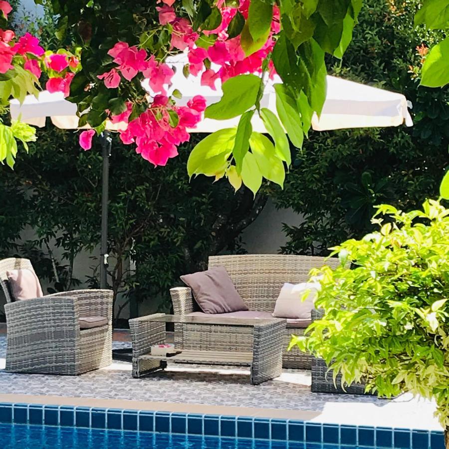 Holiday home Guest House, Shared Pool, Private Bathroom And Kitchen *