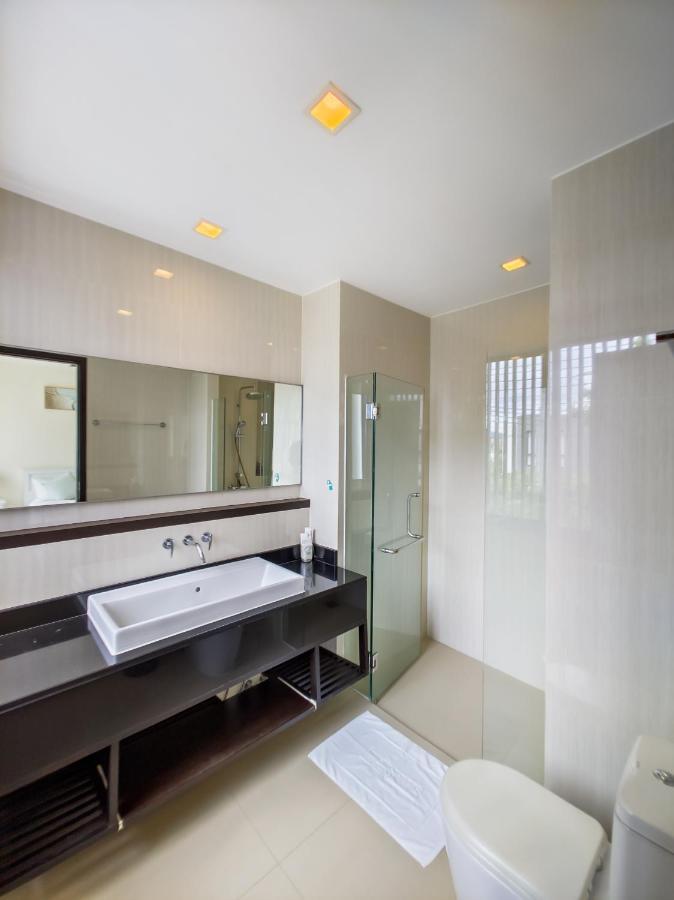 Townhouse In Laguna Park *