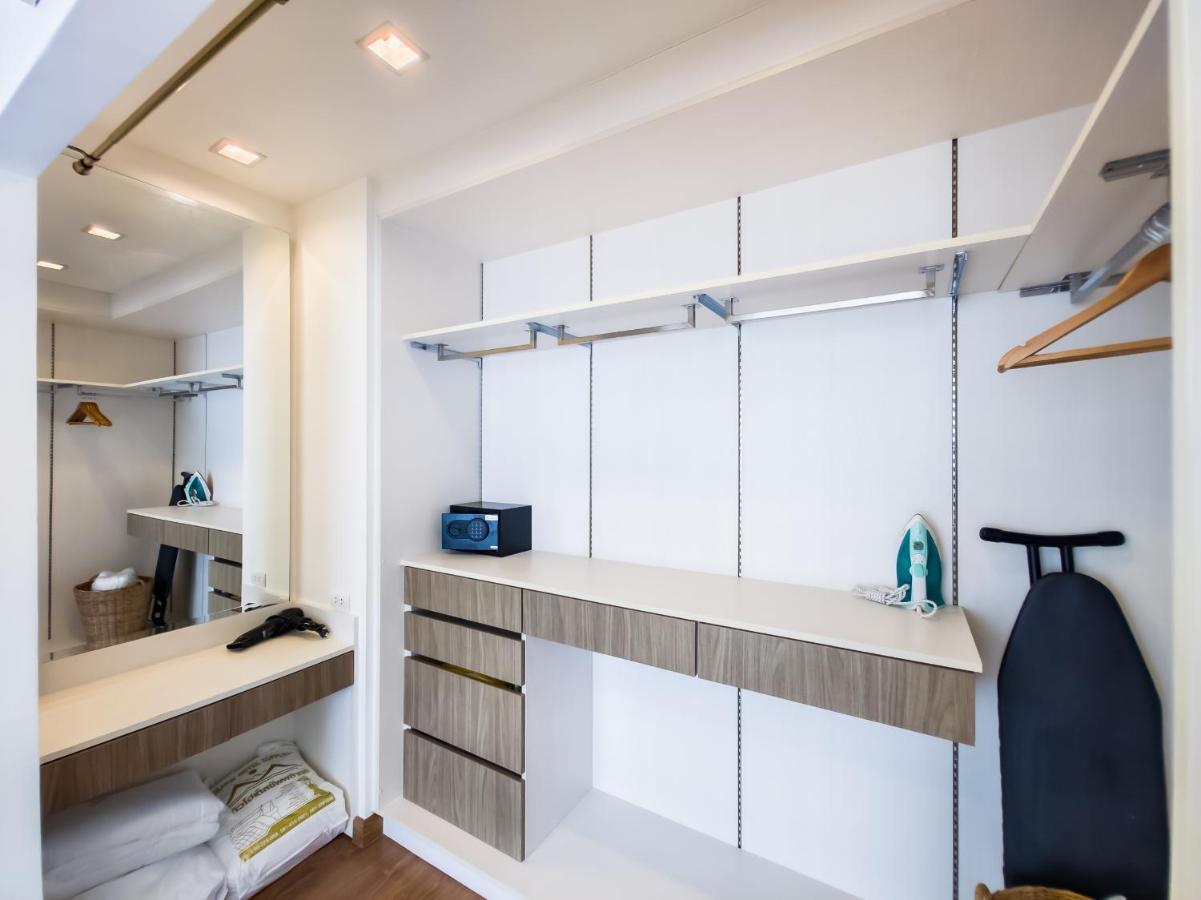 Townhouse In Laguna Park