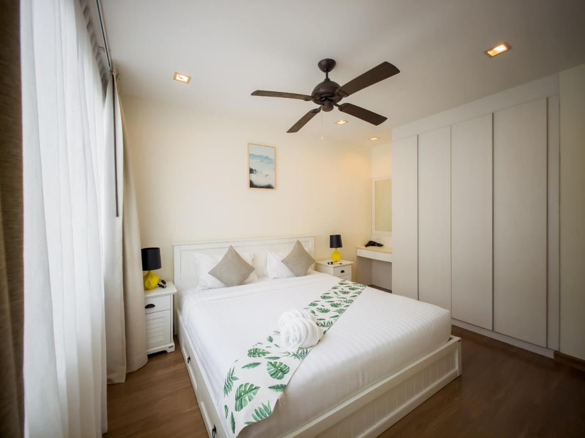 Townhouse In Laguna Park Villa