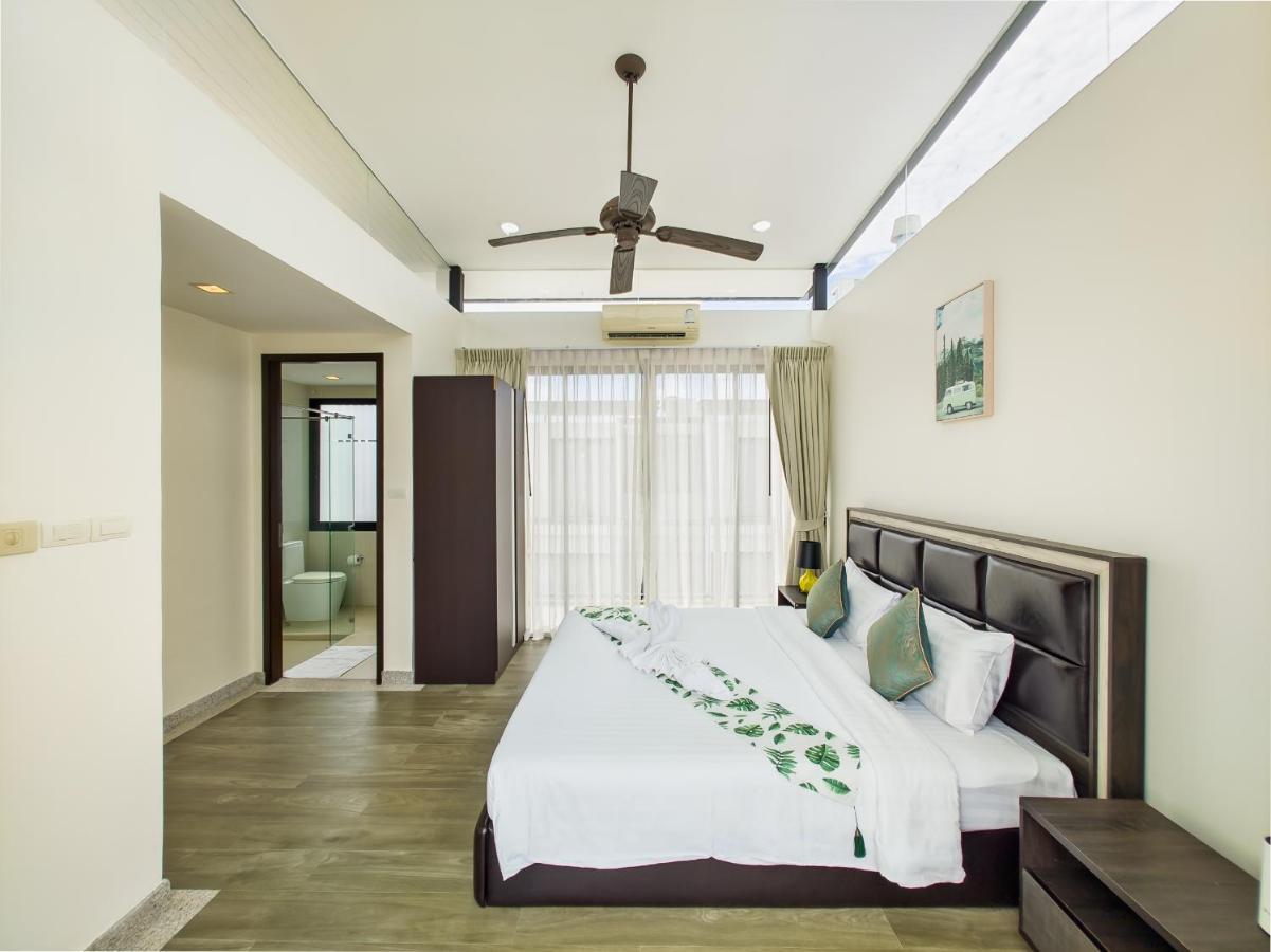 Townhouse In Laguna Park *