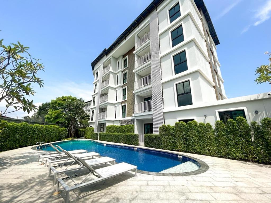 Aparthotel Comfy 2-king Bed - 3 Min To Rawai Beach At The Titile V Condo's *