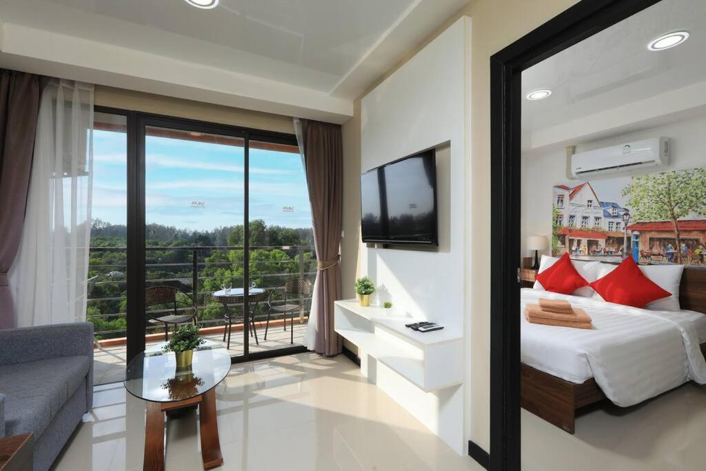 A1707 Maikhao In Mbc/7 Floor * Phuket