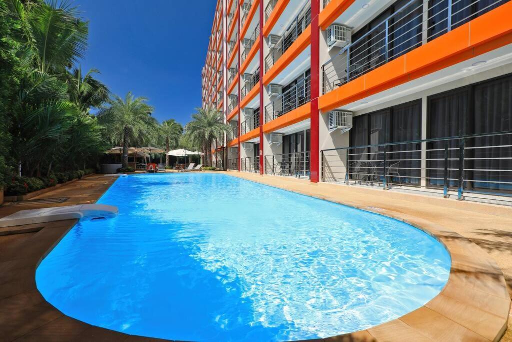 A1707 Maikhao In Mbc/7 Floor * Phuket