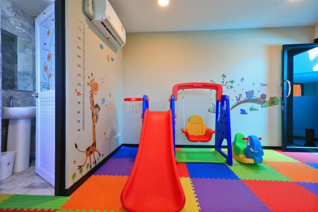 A1707 Maikhao In Mbc/7 Floor * Phuket