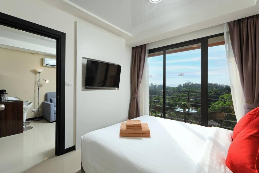 A1707 Maikhao In Mbc/7 Floor Apartment Phuket
