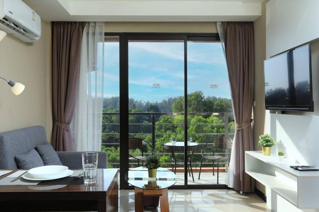 Apartment A1707 Maikhao In Mbc/7 Floor