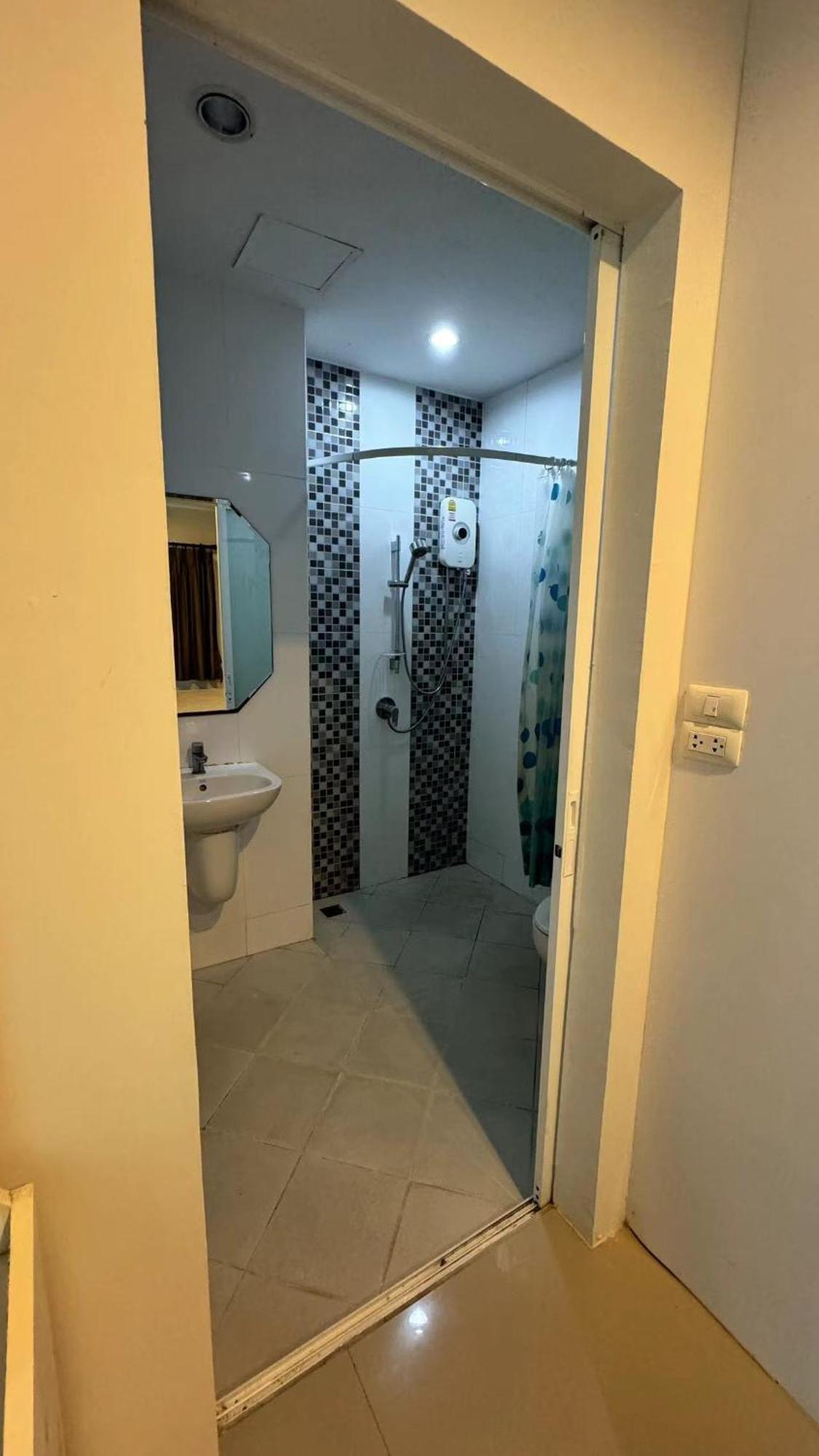 Apartment Naka Condon-13免费高速上网免费停车位 Phuket