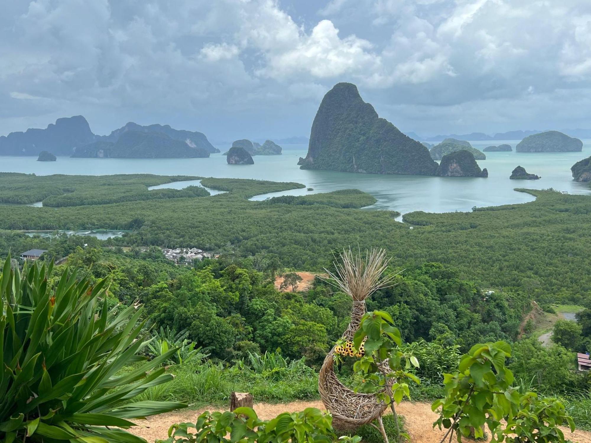 Mai Mee Pan Ha 3 Bedrooms * Phuket