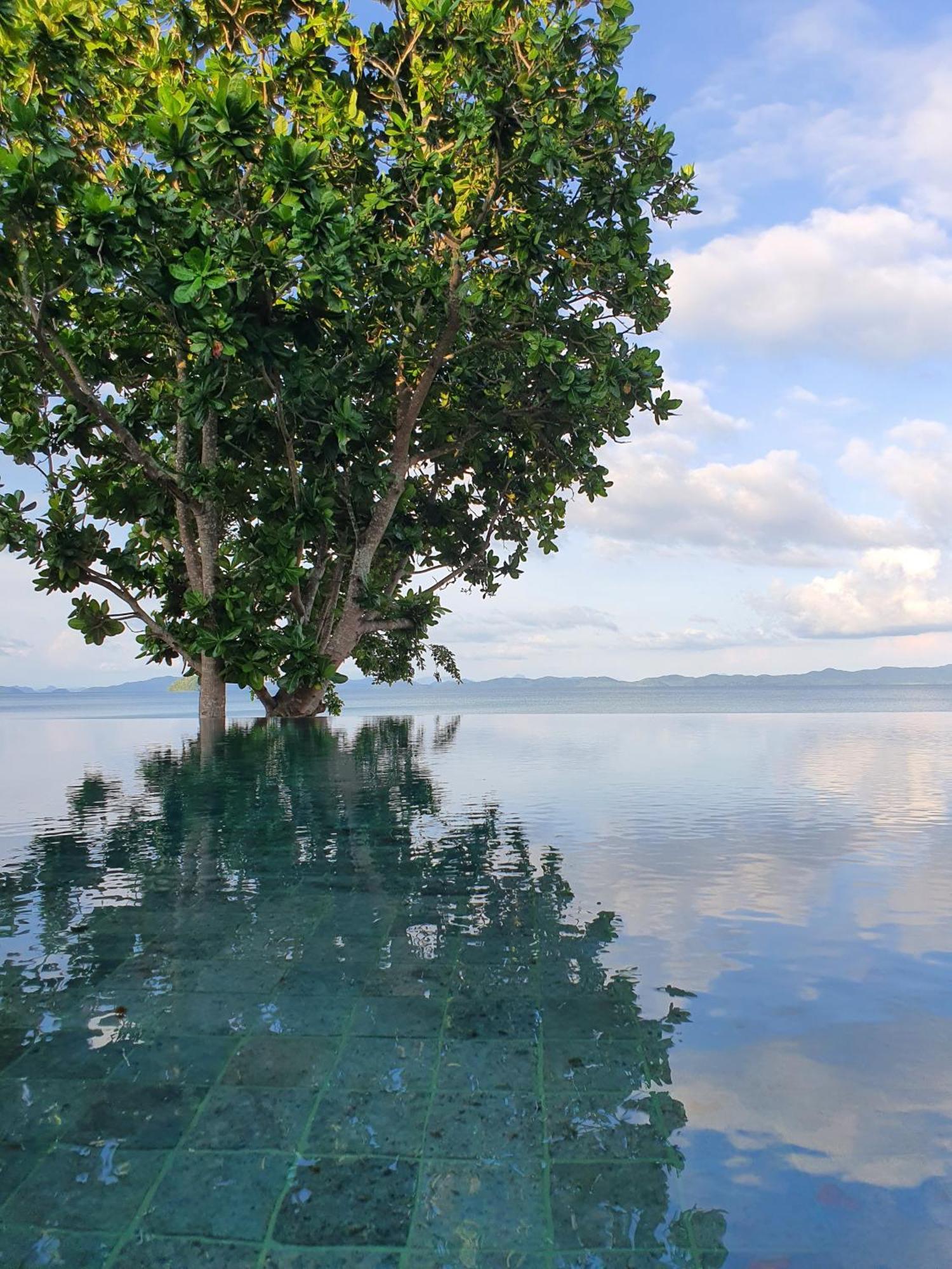 Luxury Beachfront 4 Bedroom Amana At Ta-ke A Villa Phuket
