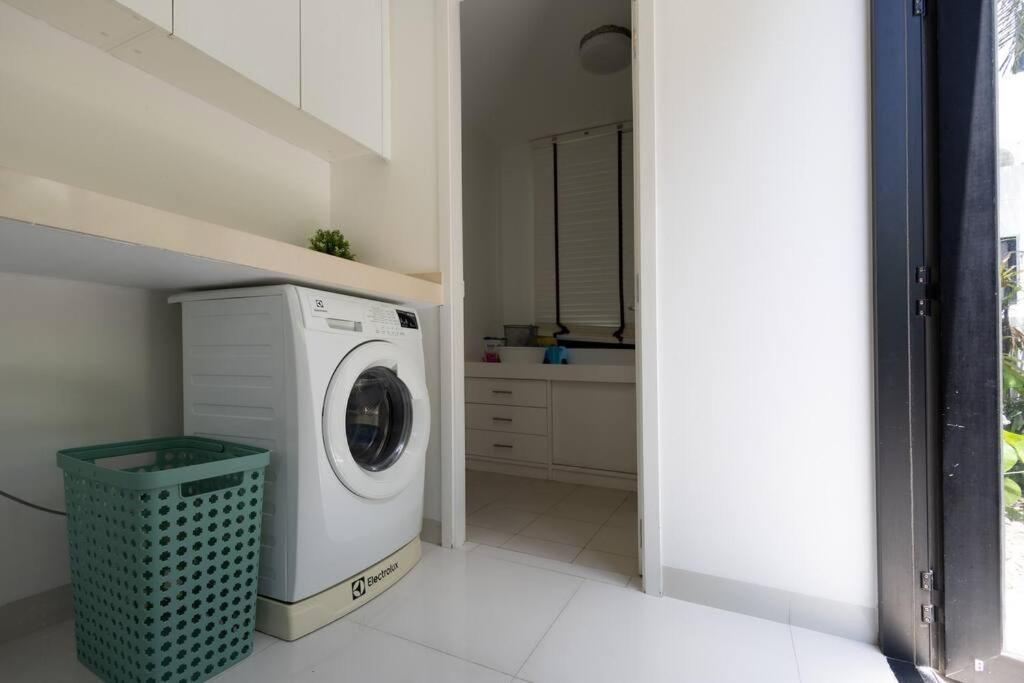 Apartment 5 Bdr Pool Laguna Near Bangtao Phuket