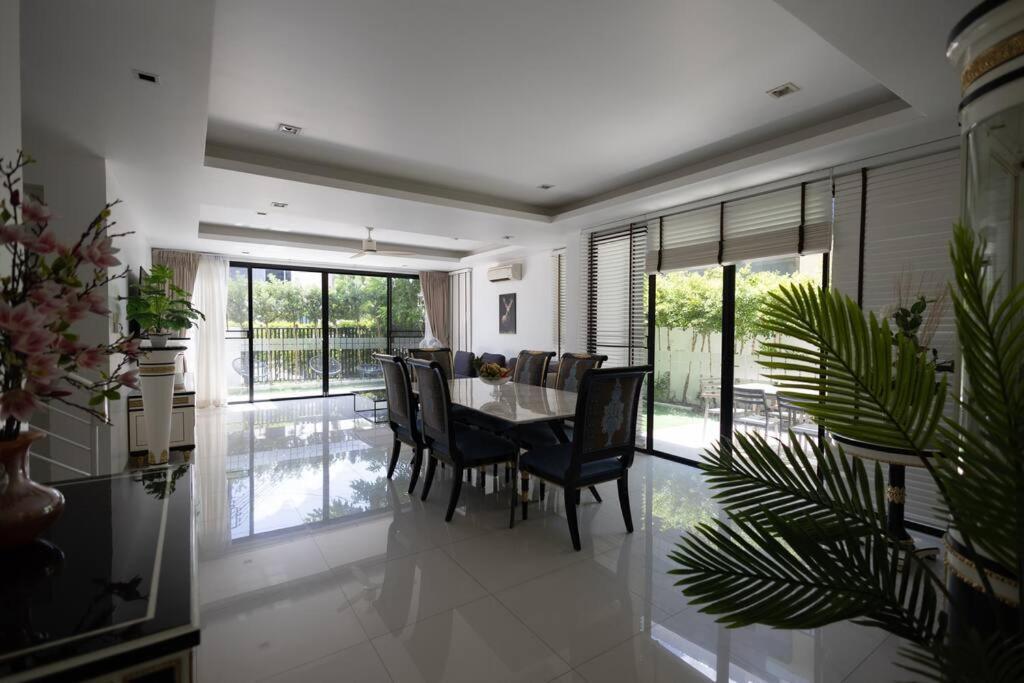 5 Bdr Pool Laguna Near Bangtao Phuket