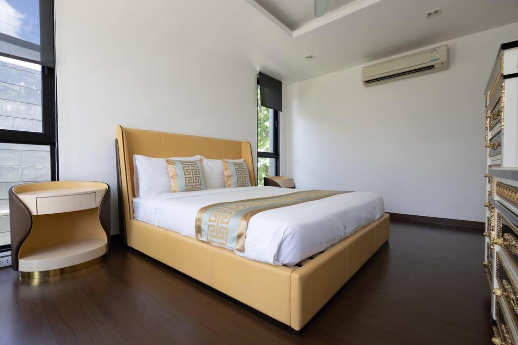 5 Bdr Pool Laguna Near Bangtao Phuket