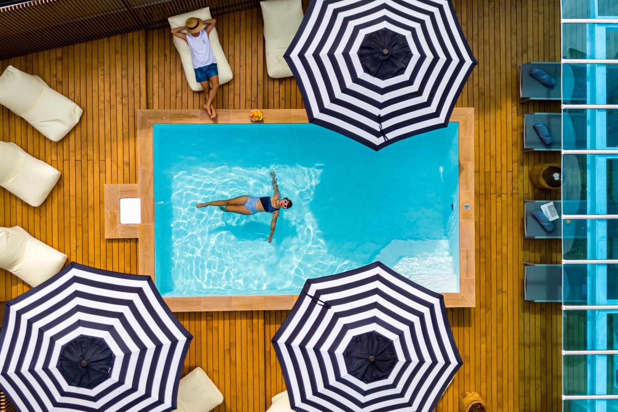 Hotel The Tint At Town - Sha Phuket