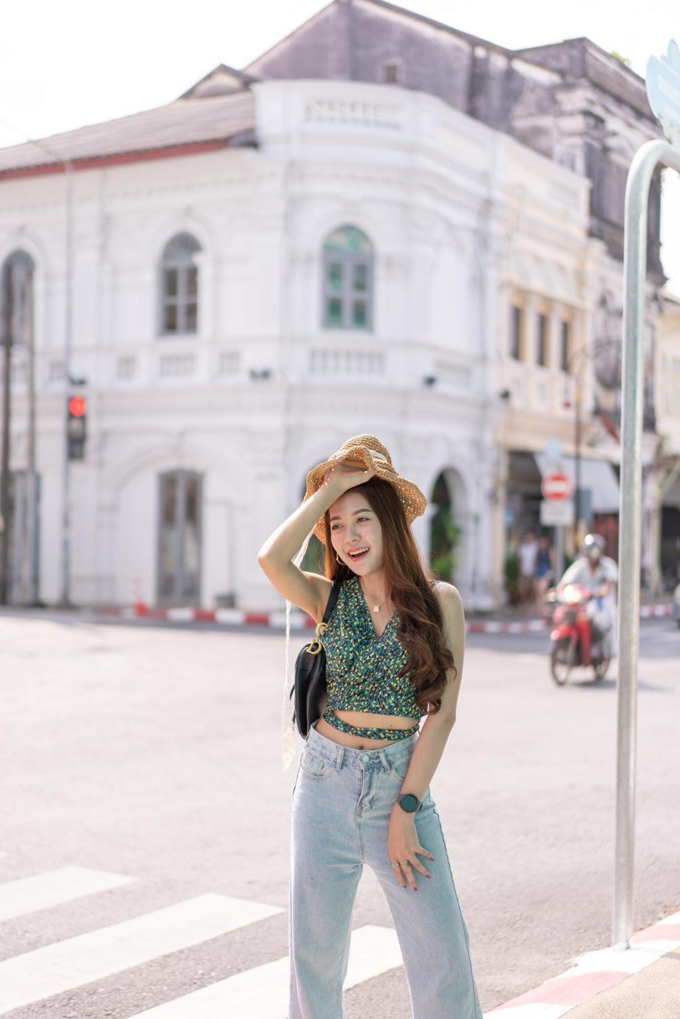 The Tint At Town - Sha 3* Phuket