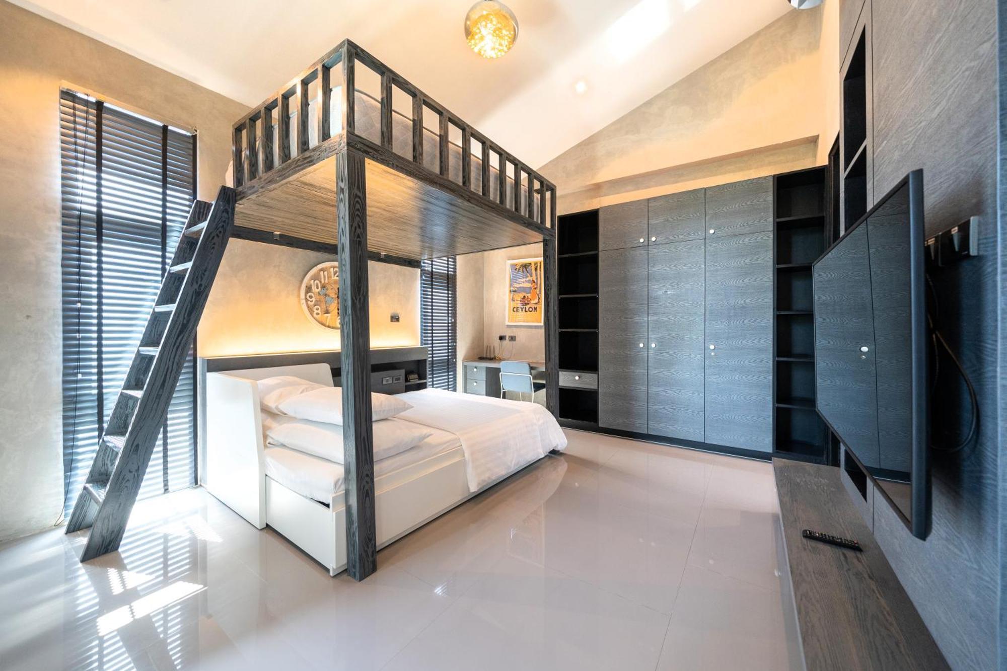 Lami - Luxury 3-bedroom Modern In With Private Pool, Gym & Sauna *