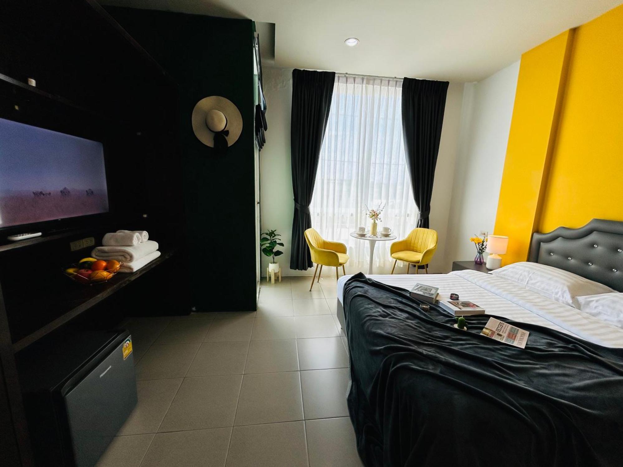 Guest house In Mango House