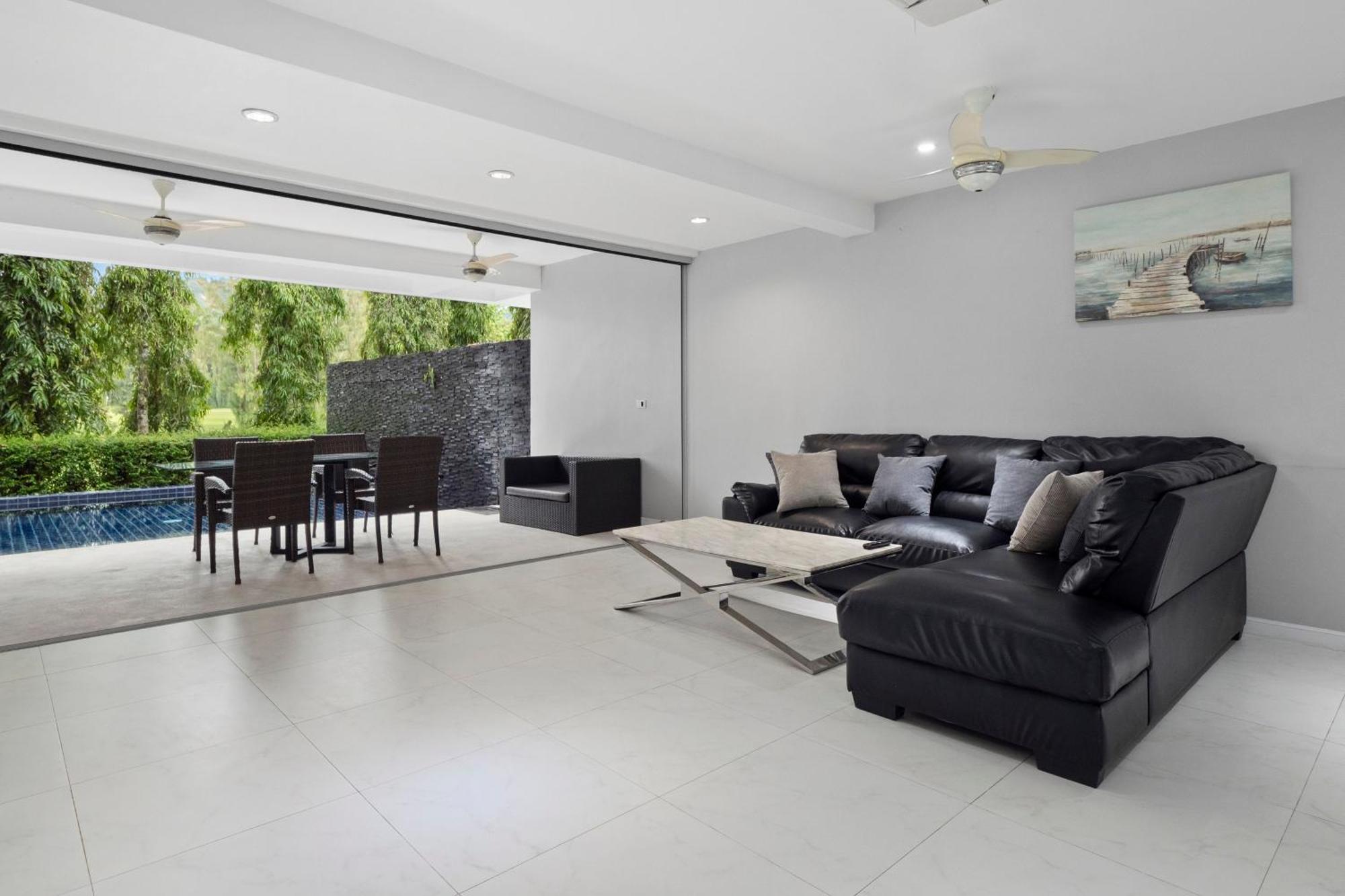 Ferienhaus 4 Bedrooms & Bathroom For Up To 12 Guests 7kms To Patong At The Fairways Golf