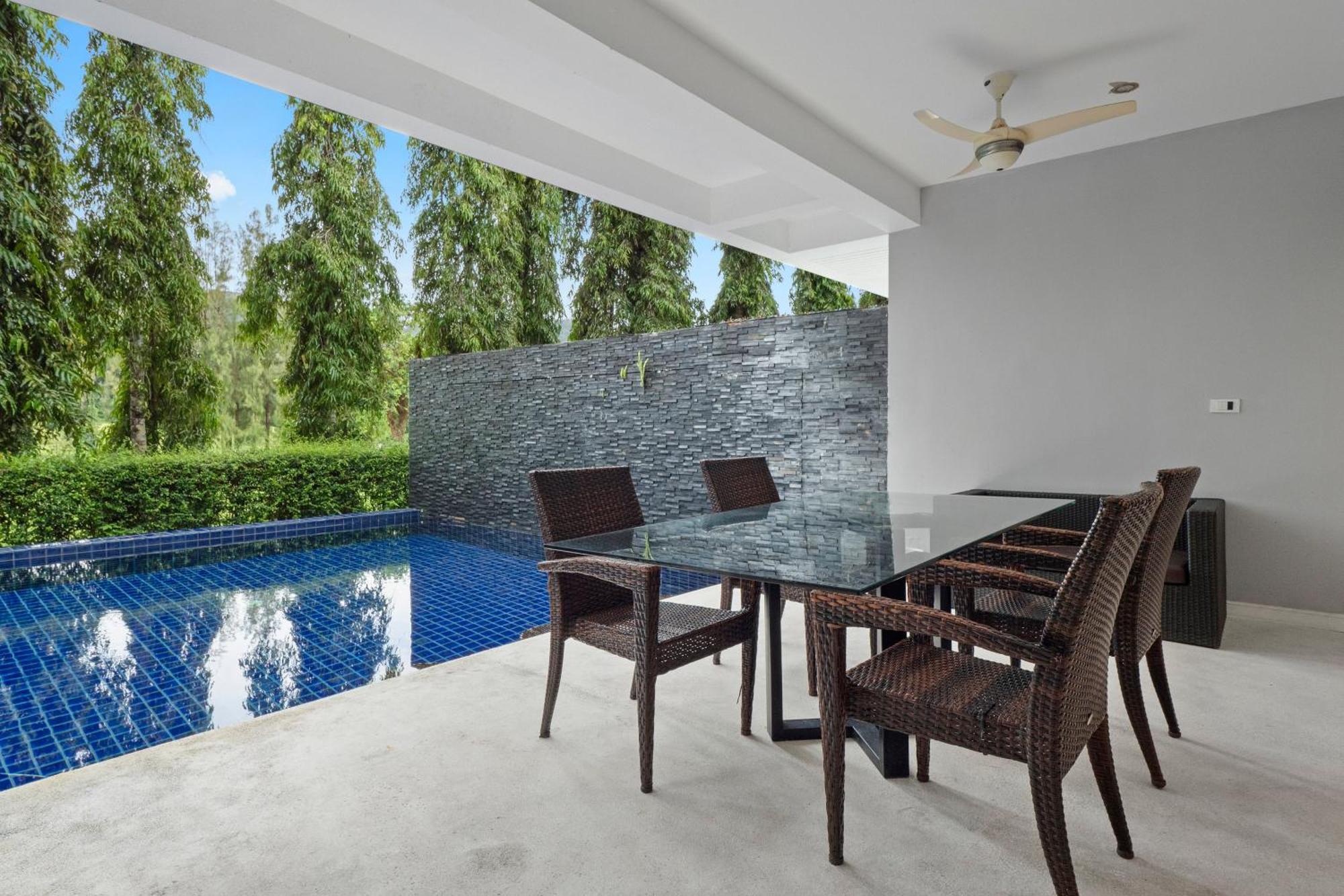 Ferienhaus 4 Bedrooms & Bathroom For Up To 12 Guests 7kms To Patong At The Fairways Golf *