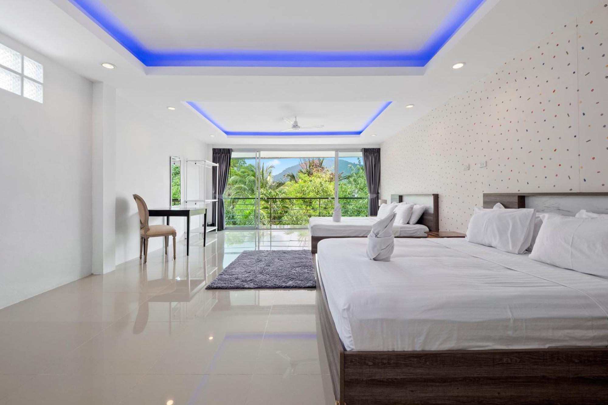 Ferienhaus 4 Bedrooms & Bathroom For Up To 12 Guests 7kms To Patong At The Fairways Golf