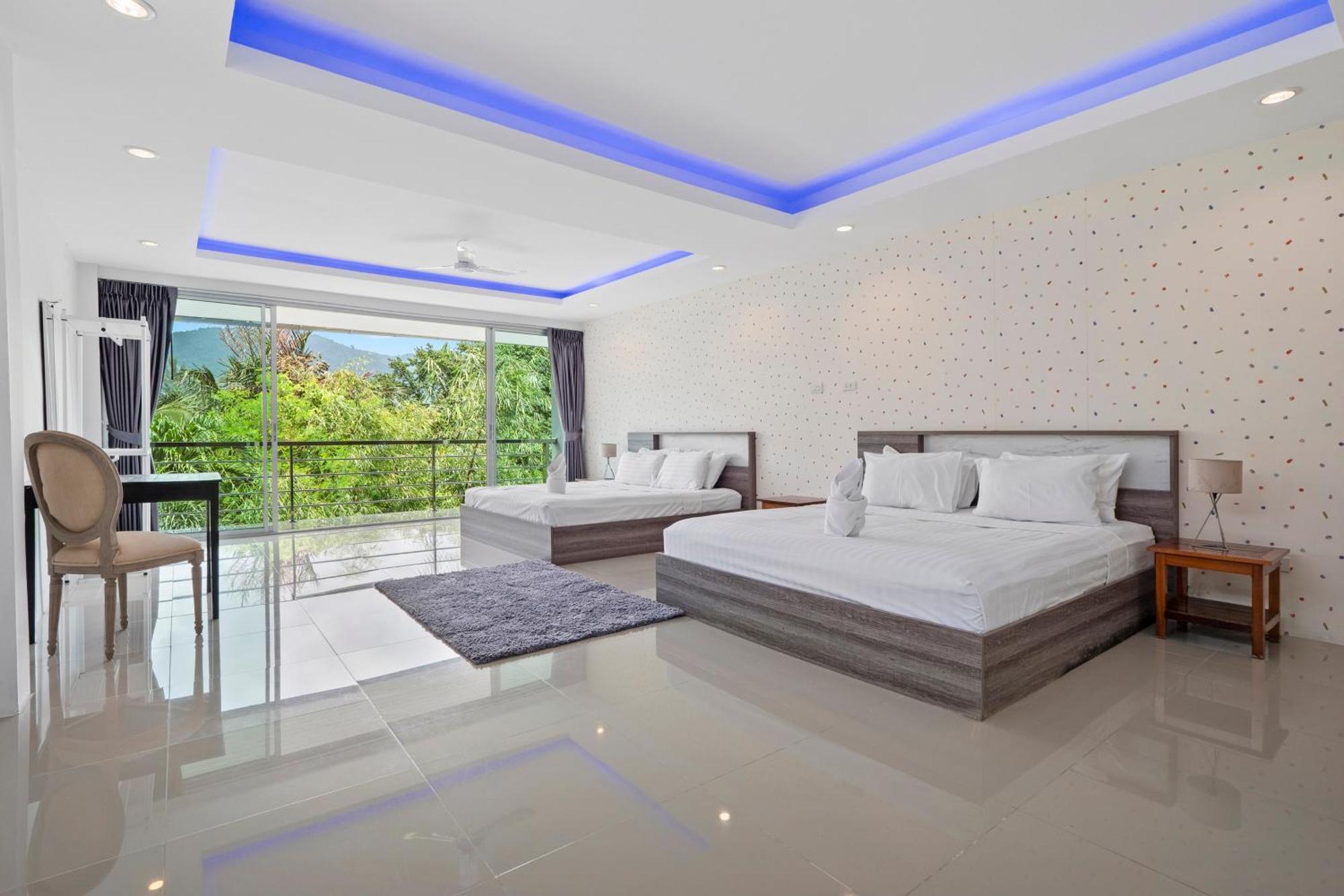 4 Bedrooms & Bathroom For Up To 12 Guests 7kms To Patong At The Fairways Golf Ferienhaus *