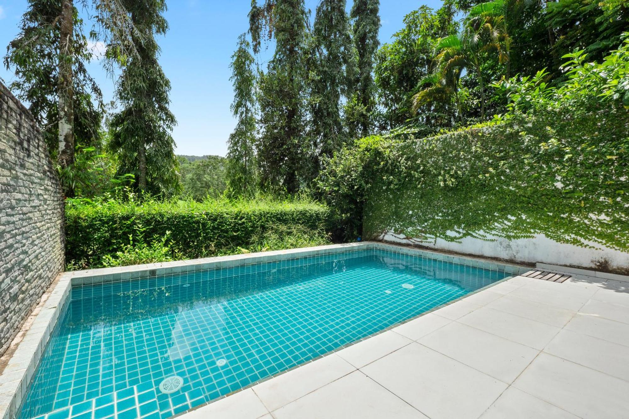 4 Bedrooms & Bathroom For Up To 12 Guests 7kms To Patong At The Fairways Golf *