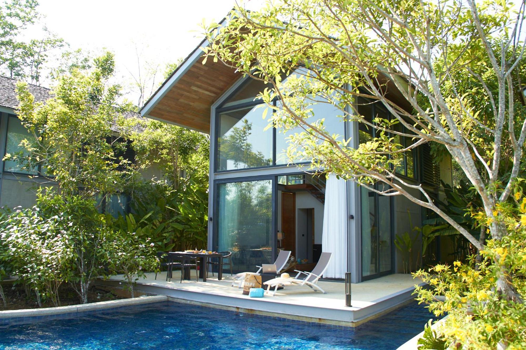 Resort Island Escape Burasari