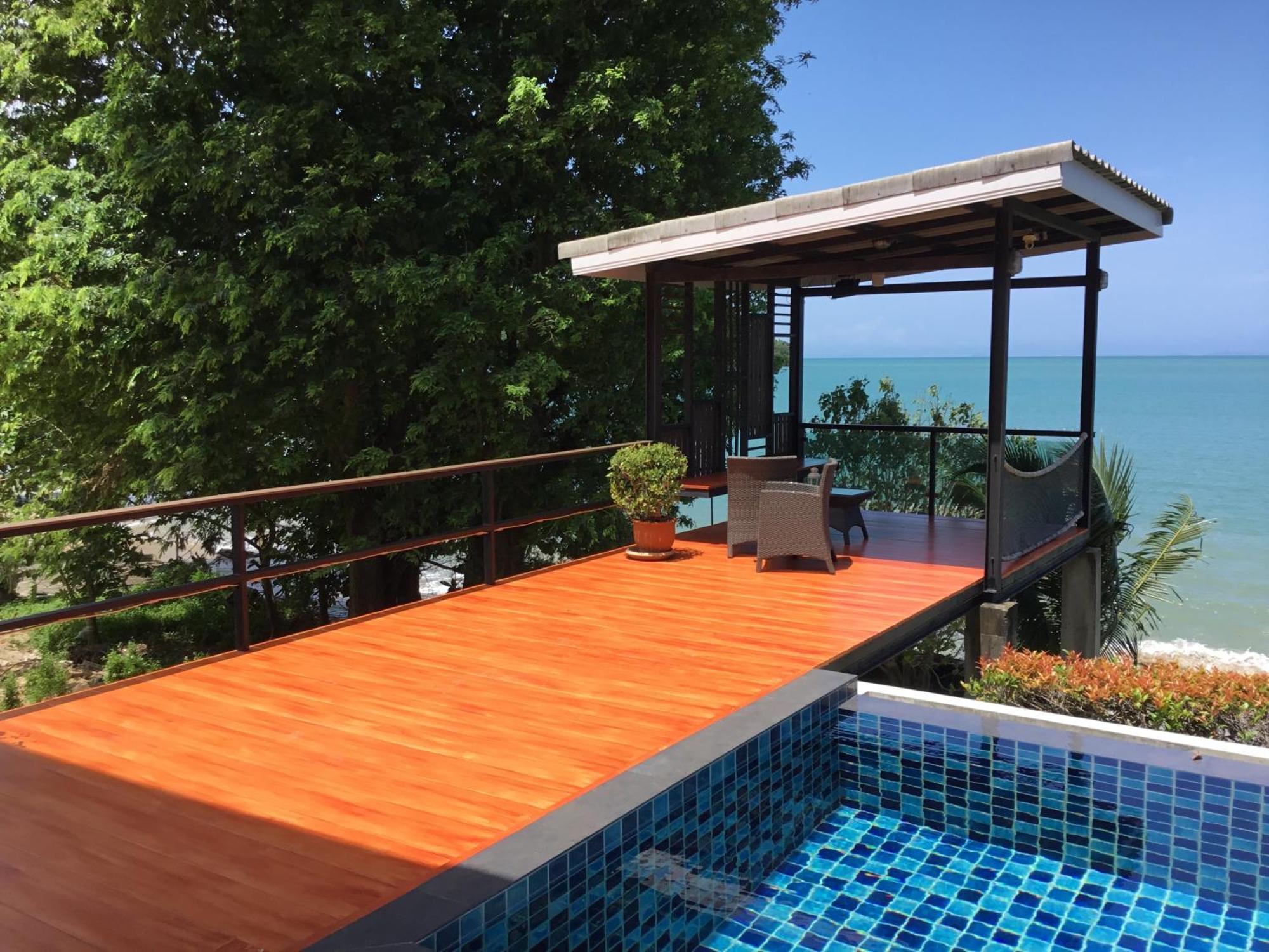 Holiday home Koh Sirey Beachfront Pool *