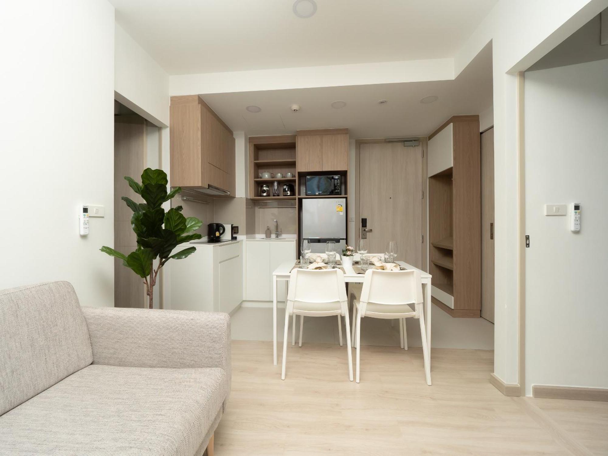 Apartment Excellent 2bd With A Patio *
