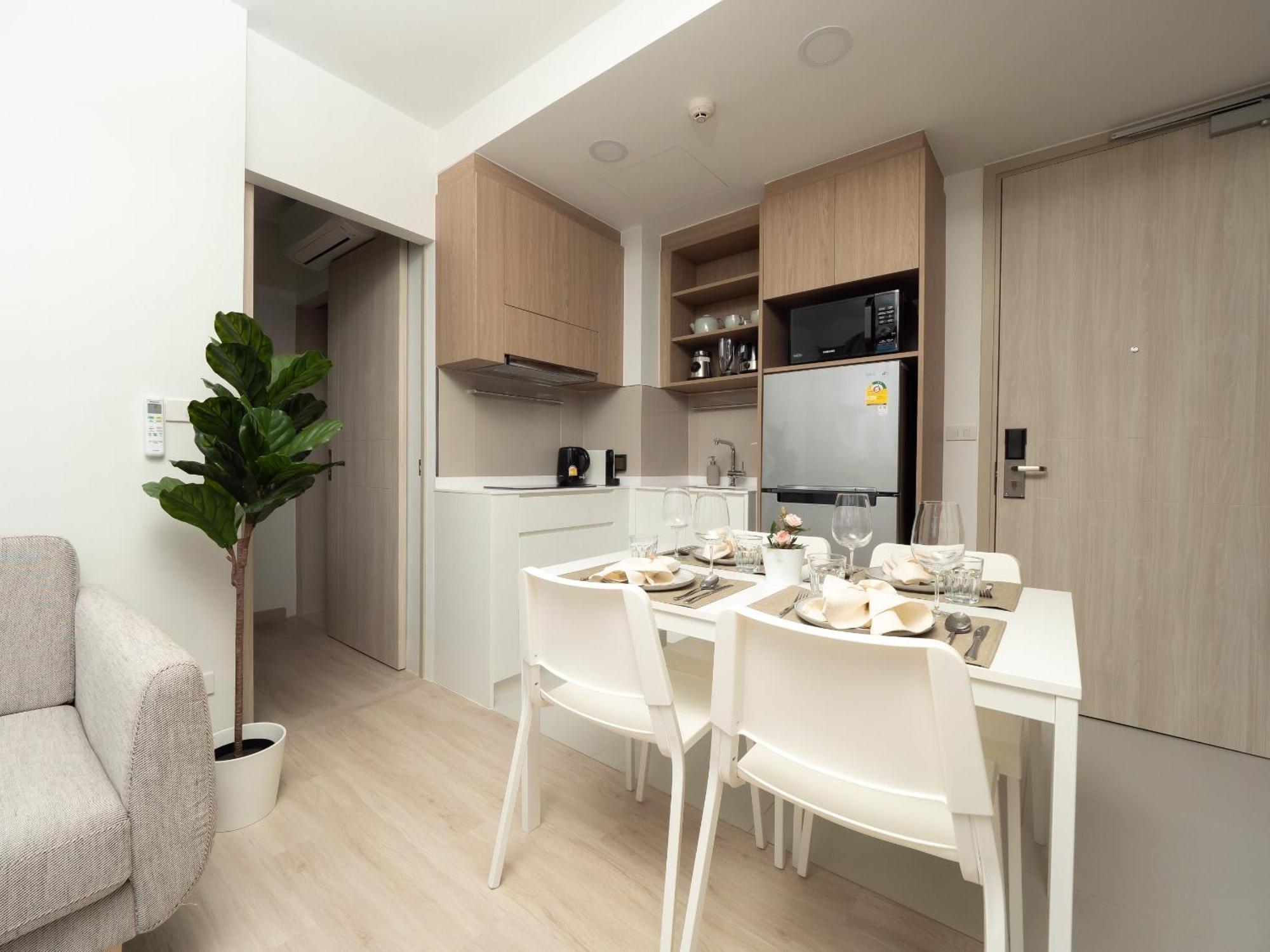 Apartment Excellent 2bd With A Patio Phuket