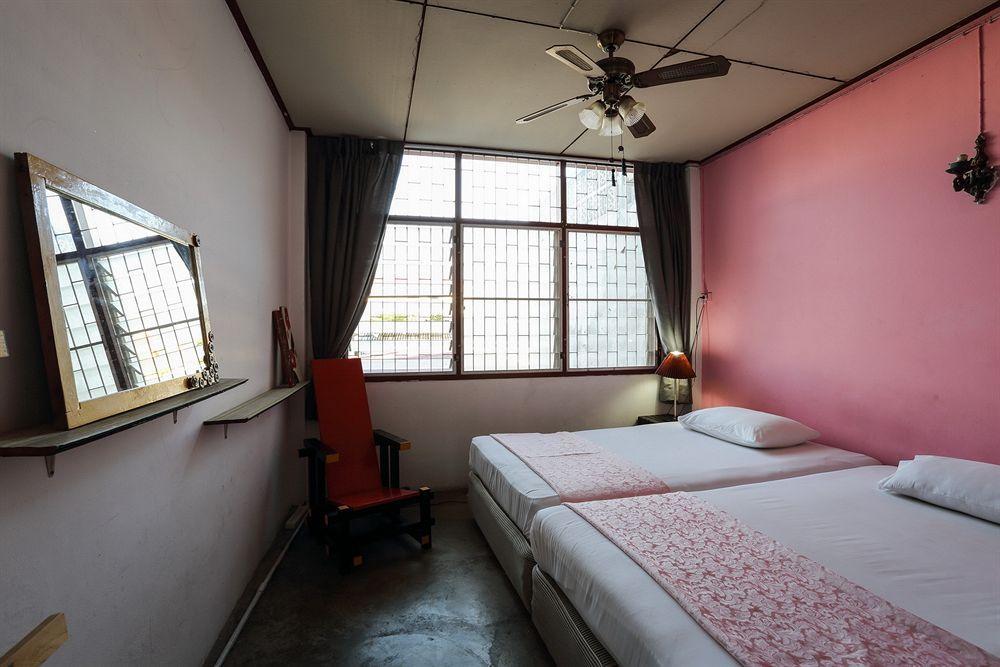 Hotel 43