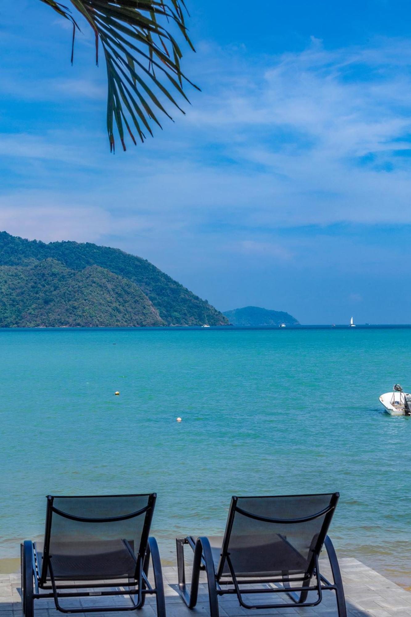 Villa Beachfront Pool Villa-vanilla Phuket