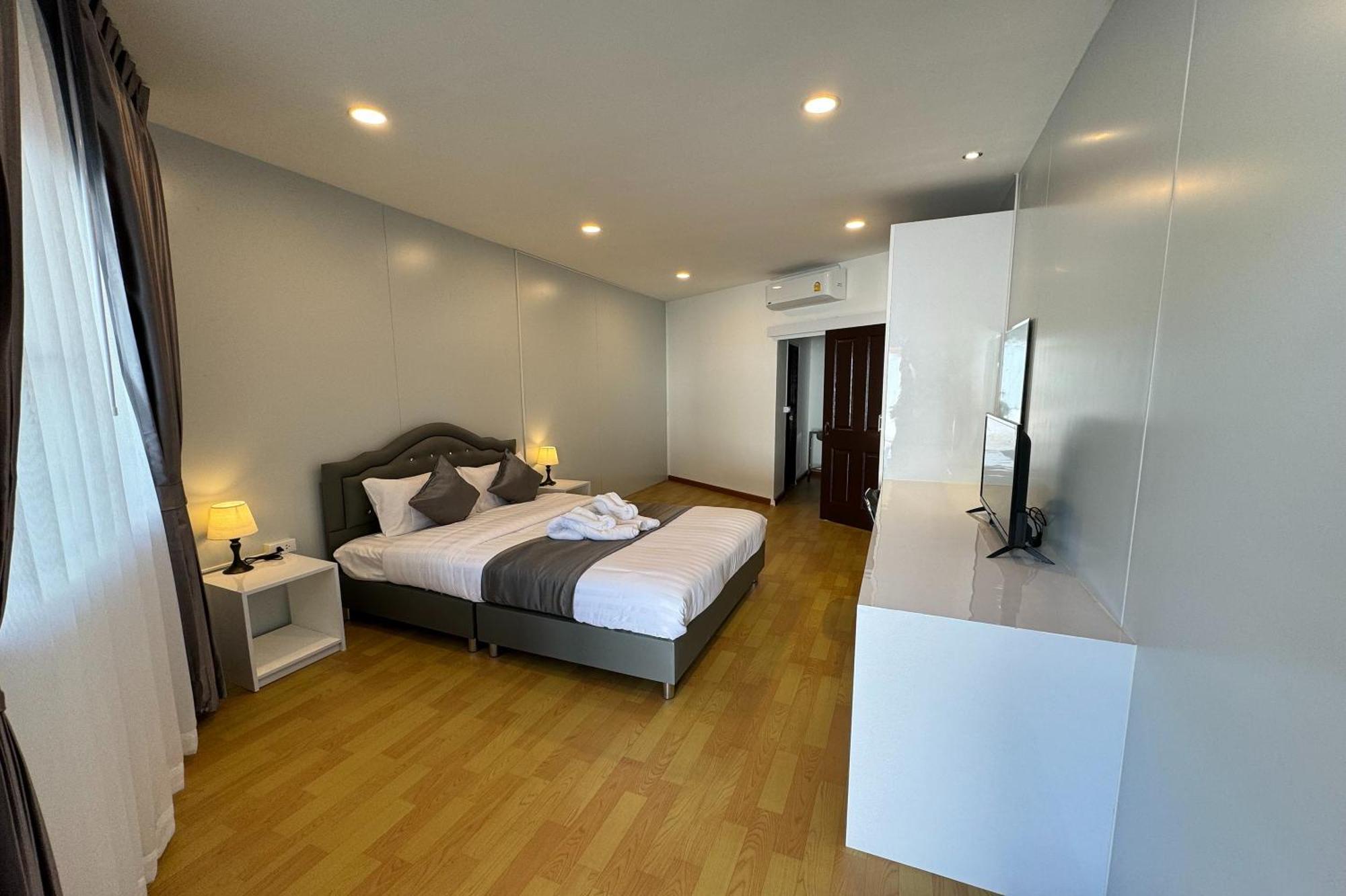 Myp Cherngtalay Apartment Phuket