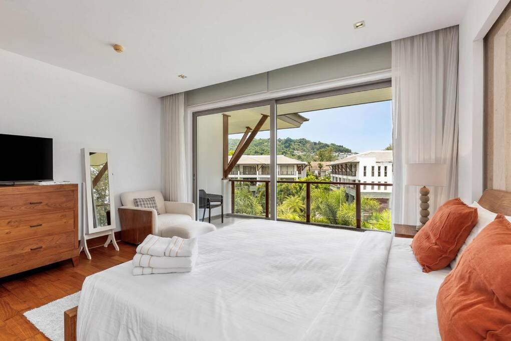 3bdr Beachfront Naithon Bp01