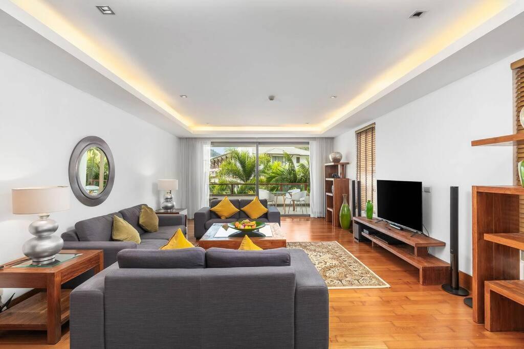 Apartment 3bdr Beachfront Naithon Bp01 Phuket