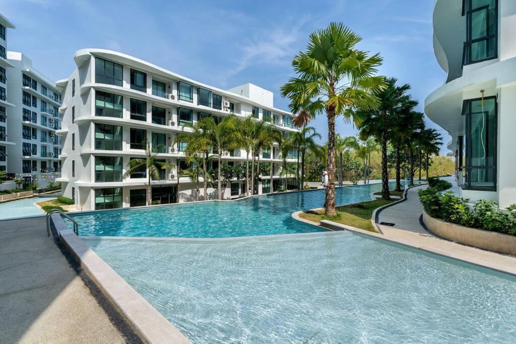 Apartment Stylish By The Sea Mercury S6502 By Ibg