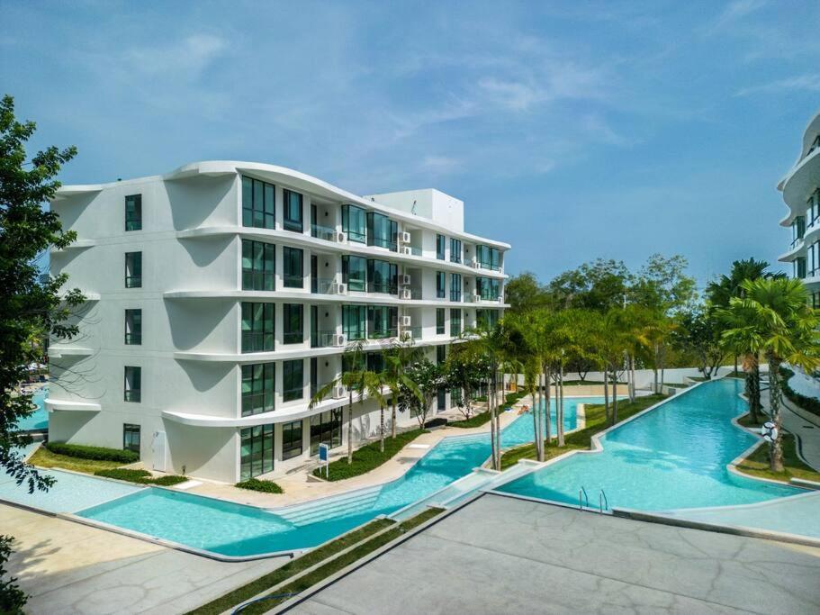 Apartment Stylish By The Sea Mercury S6502 By Ibg Phuket