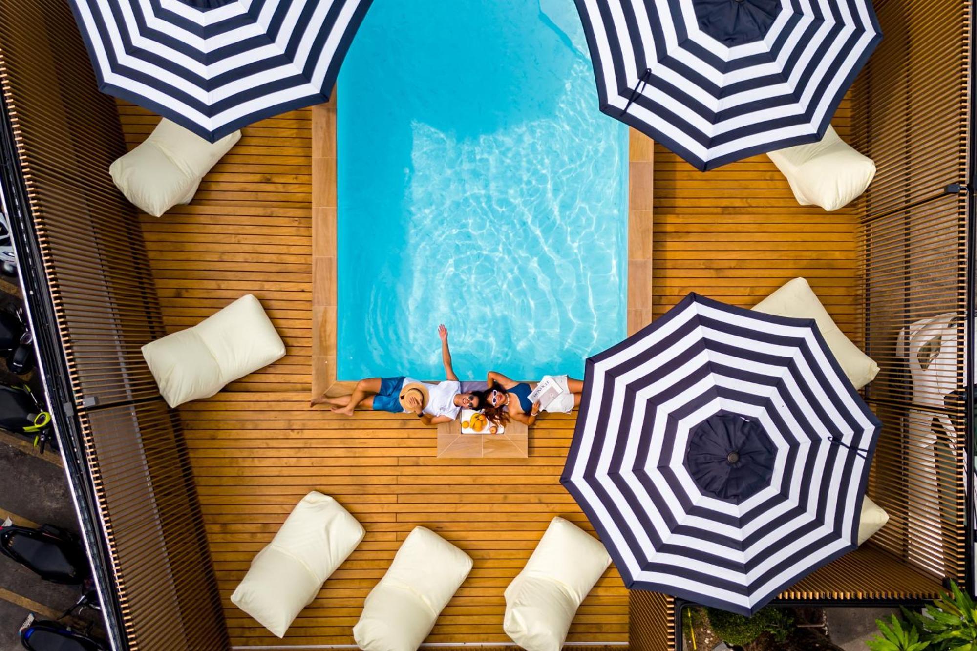 The Tint At Town - Sha Hotel