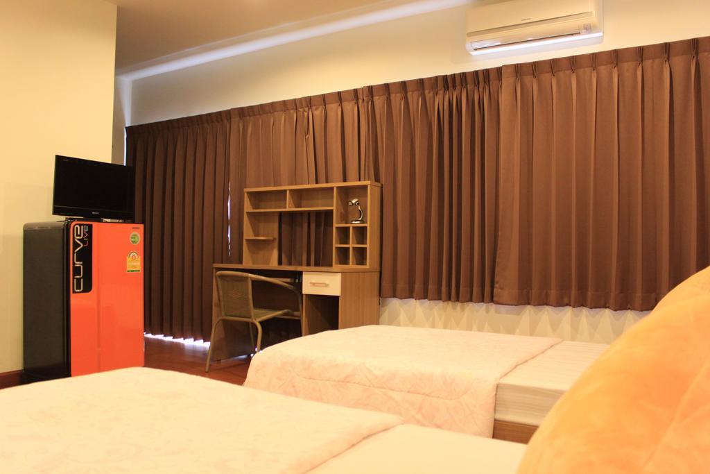 Ananas (adults Only) * Phuket