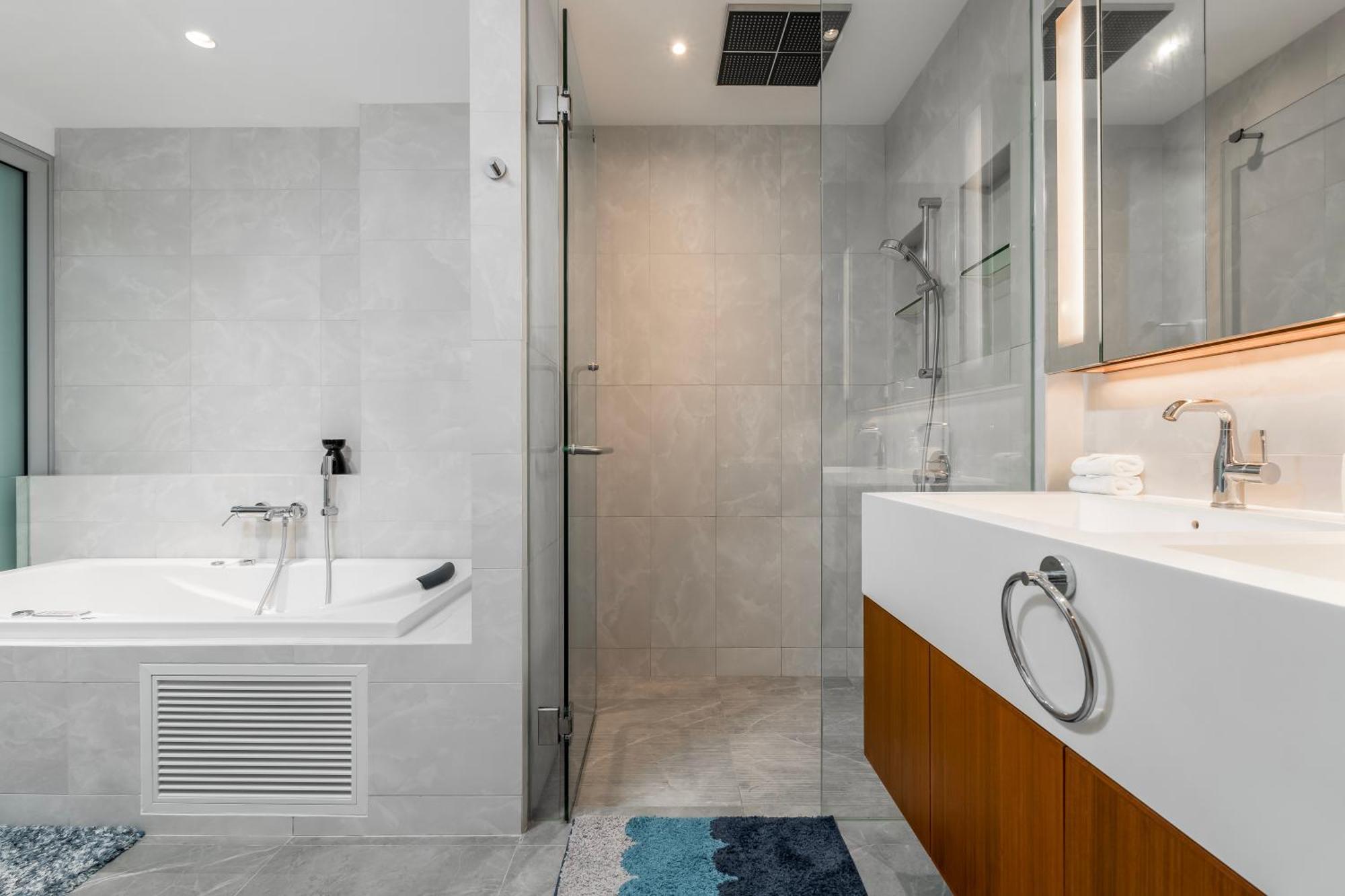 Weg Elite Beachfront Apartment *