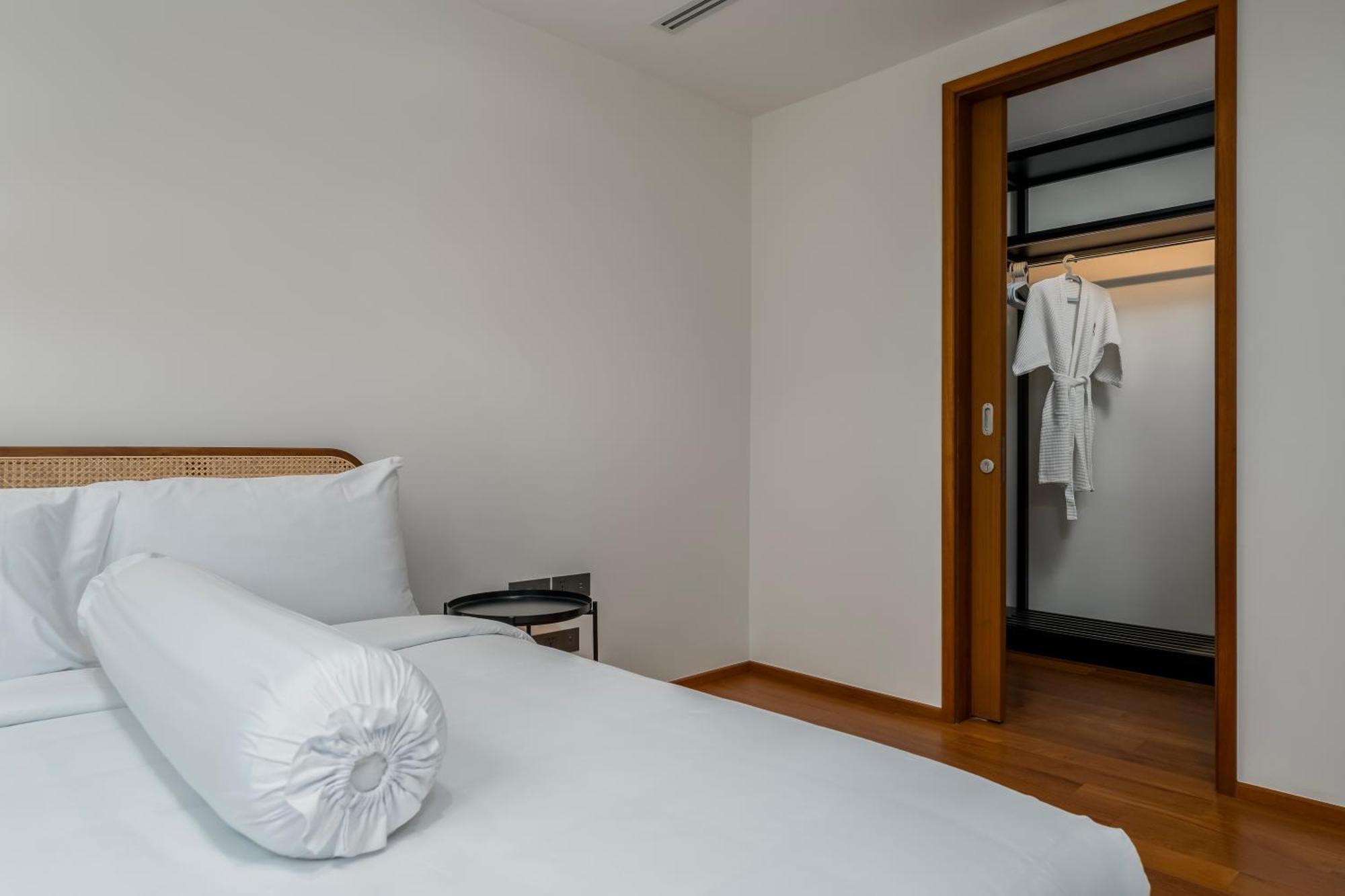 Weg Elite Beachfront Phuket