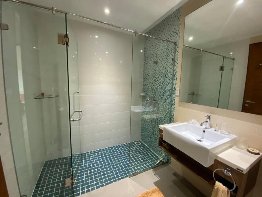 Spacious Golf View 2 Bdrs 100 Sqm Apartment