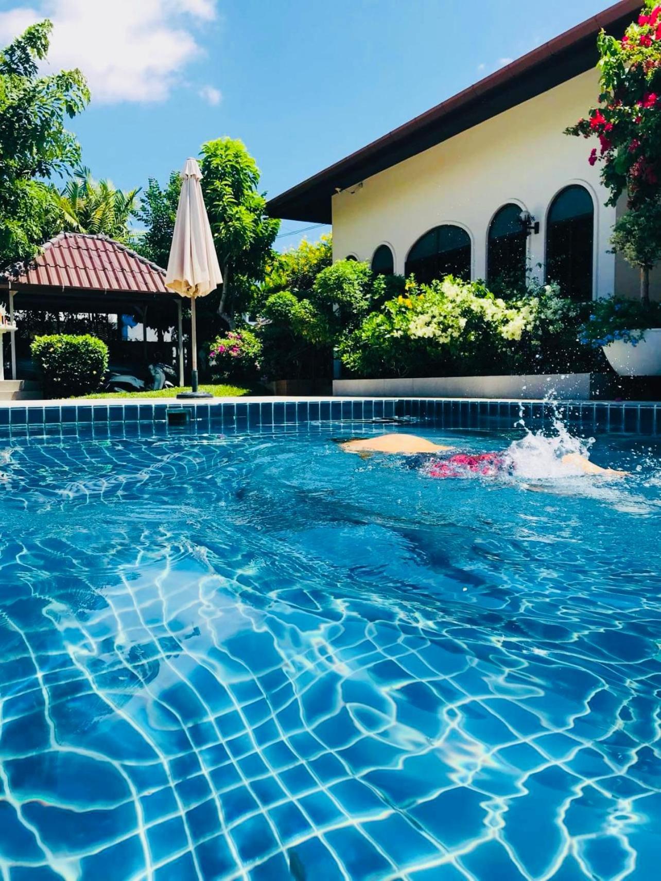 With Private Kitchen And Bathroom Homestay Phuket