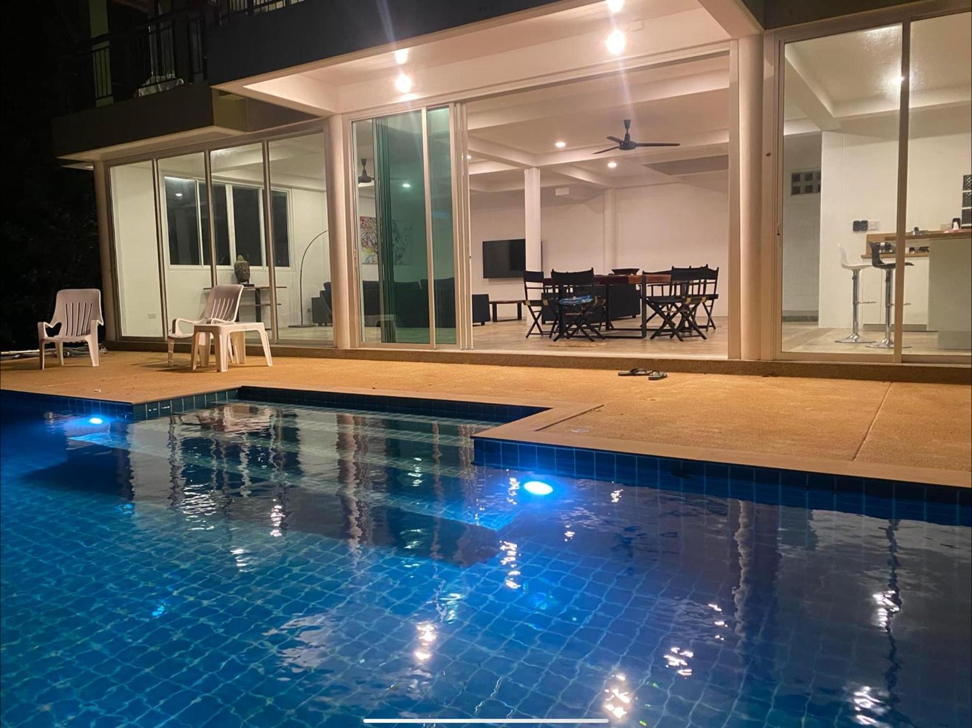 Villa Beachfront In Rawai *