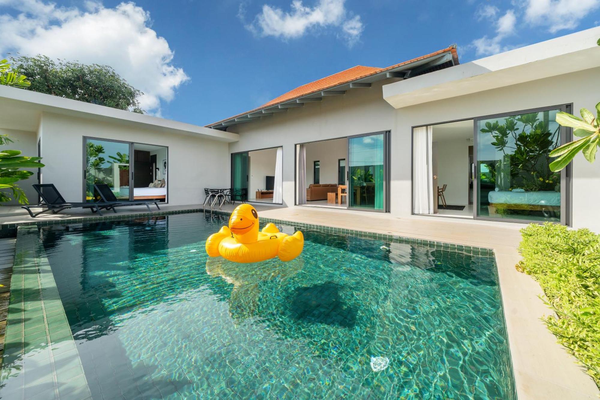 宽敞舒适 邦涛海滩laguna附近 四卧室私人泳池别墅 V07 Villa Phuket