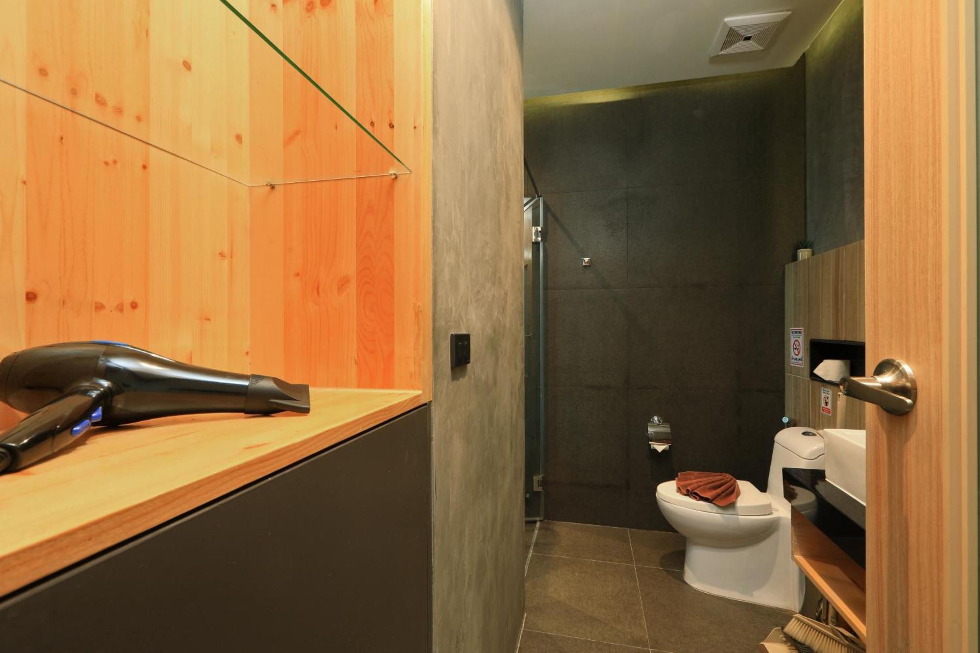 Apartment 1bdr Near Naiharn By Capital Pro *