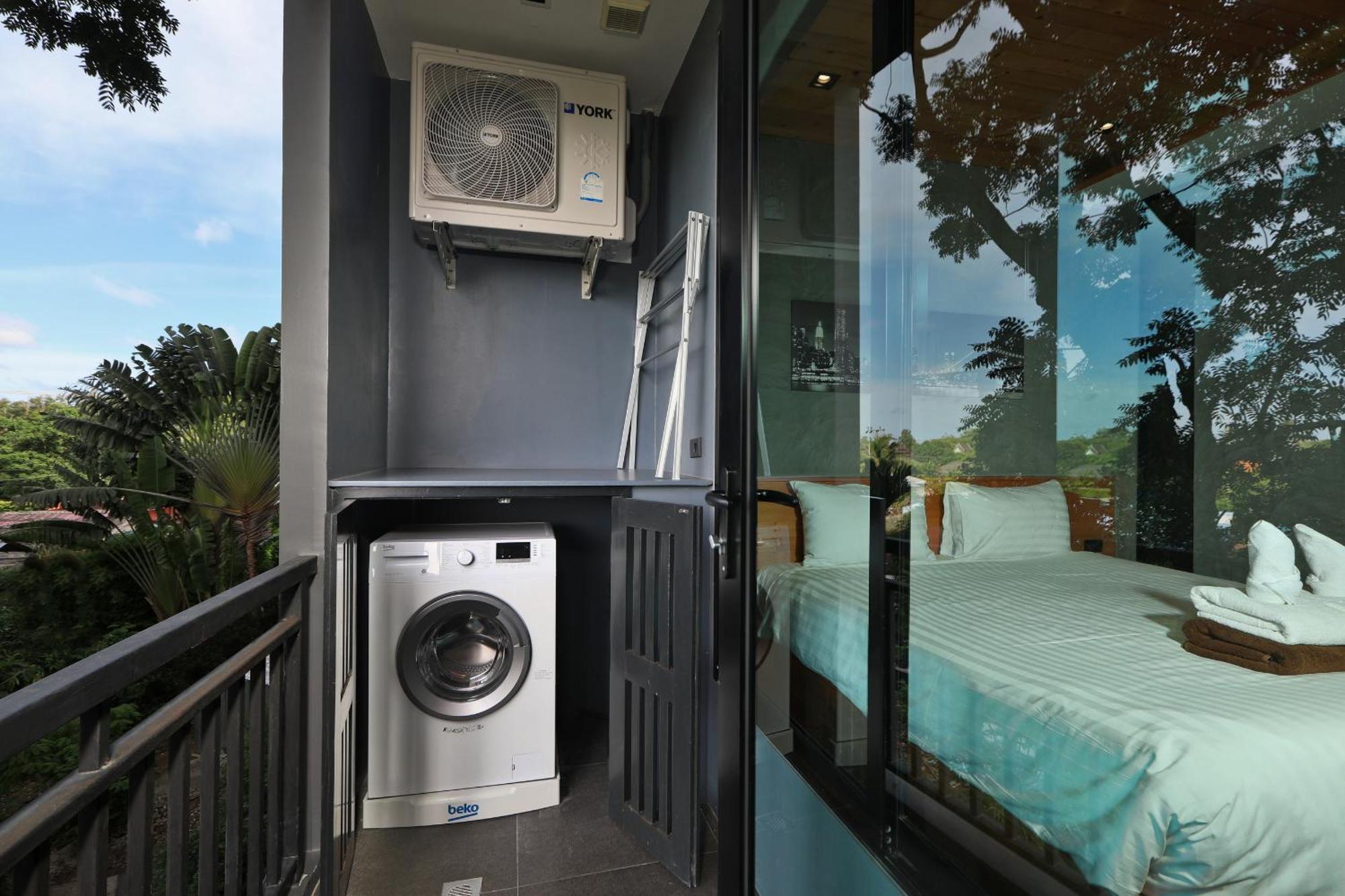 1bdr Near Naiharn By Capital Pro Apartment